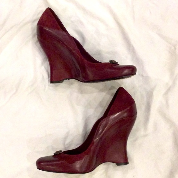 Burgundy Leather Studded Wedges Size 7 - Picture 4 of 7